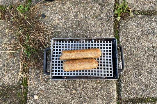 Zelfgemaakte barbecues uitgetest